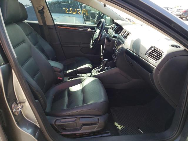 Photo 5 from auction – 2017 VOLKSWAGEN JETTA SEL with VIN 3VWL17AJ3HM404930