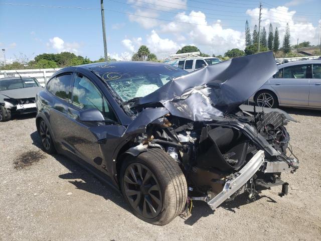 TESLA MODEL X 2022 with VIN 7SAXCBE56NF333367 - Photo from auction
