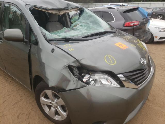 Photo 9 from auction – 2014 TOYOTA SIENNA LE with VIN 5TDKK3DC1ES442346