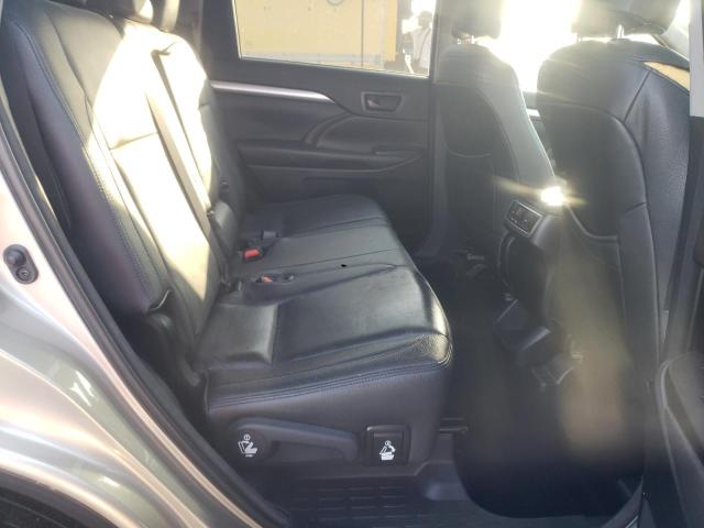 Photo 6 from auction – 2015 TOYOTA HIGHLANDER with VIN 5TDZARFHXFS014404