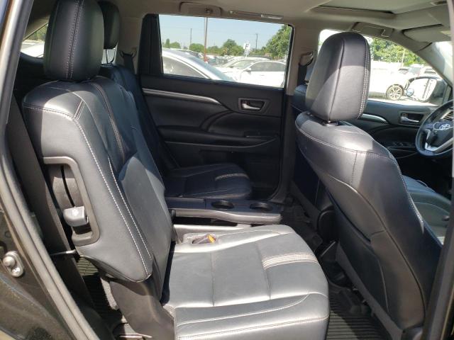 Photo 6 from auction – 2018 TOYOTA HIGHLANDER with VIN 5TDJZRFHXJS862328