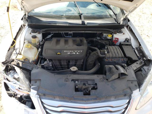 Photo 7 from auction – 2013 CHRYSLER 200 TOURIN with VIN 1C3CCBBB6DN694494