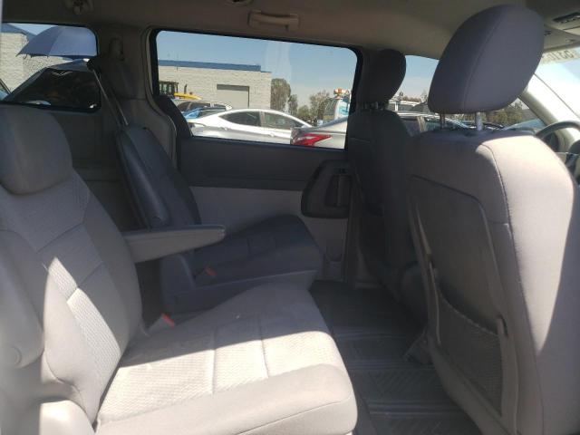 Photo 6 from auction – 2010 CHRYSLER TOWN & COU with VIN 2A4RR5D16AR271742