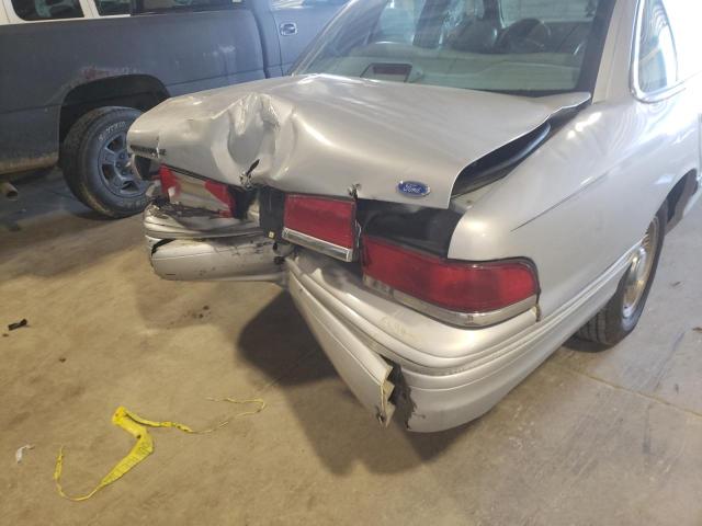 Photo 9 from auction – 1997 FORD CROWN VIC with VIN 2FALP74W8VX177538
