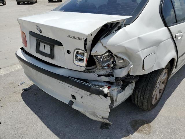 Photo 9 from auction – 2005 BMW 325 I with VIN WBAEV33415KX11772