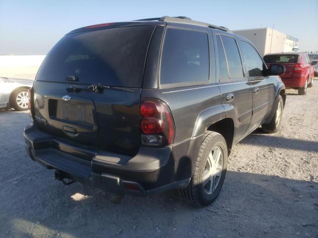 Photo 4 from auction – 2005 CHEVROLET TRAILBLAZE with VIN 1GNDT13S152157812
