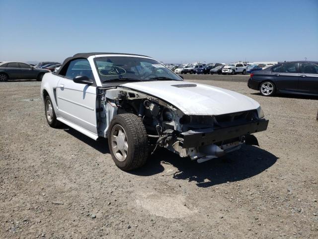 FORD MUSTANG 2000 with VIN 1FAFP4442YF229062 - Photo from auction