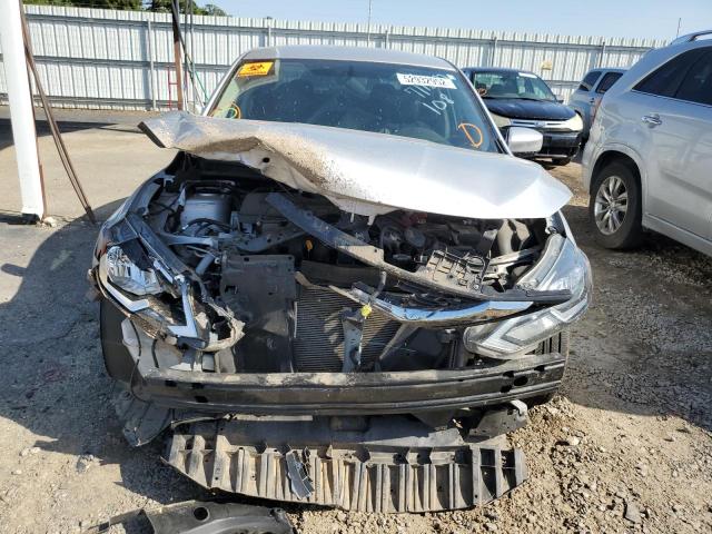 Photo 9 from auction – 2017 NISSAN SENTRA S with VIN 3N1AB7AP1HY401998