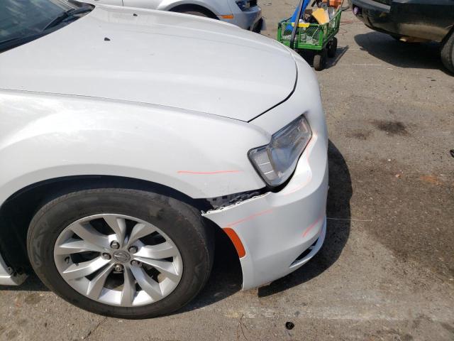 Photo 9 from auction – 2016 CHRYSLER 300 LIMITE with VIN 2C3CCAAG9GH238249