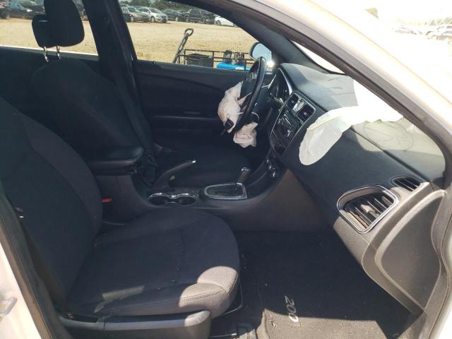 Photo 5 from auction – 2013 CHRYSLER 200 TOURIN with VIN 1C3CCBBB6DN694494