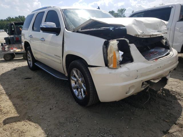 GMC YUKON DENA 2011 with VIN 1GKS1EEF1BR188580 - Photo from auction