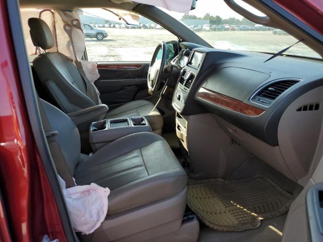 Photo 5 from auction – 2016 CHRYSLER TOWN & COU with VIN 2C4RC1BG7GR301752