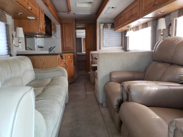 Photo 6 from auction – 2004 ROADMASTER RAIL MTRHM with VIN 1RF62464542029695