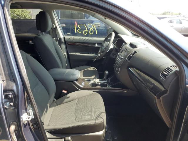 Photo 5 from auction – 2015 KIA SORENTO LX with VIN 5XYKTCA60FG564934