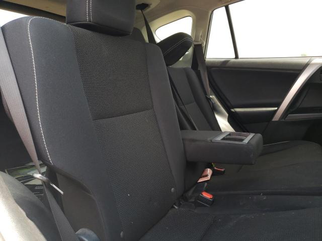 Photo 6 from auction – 2017 TOYOTA RAV4 XLE with VIN JTMRFREV4HJ716341
