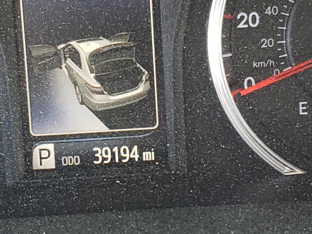 Photo 8 from auction – 2017 TOYOTA CAMRY LE with VIN 4T1BF1FK6HU418455