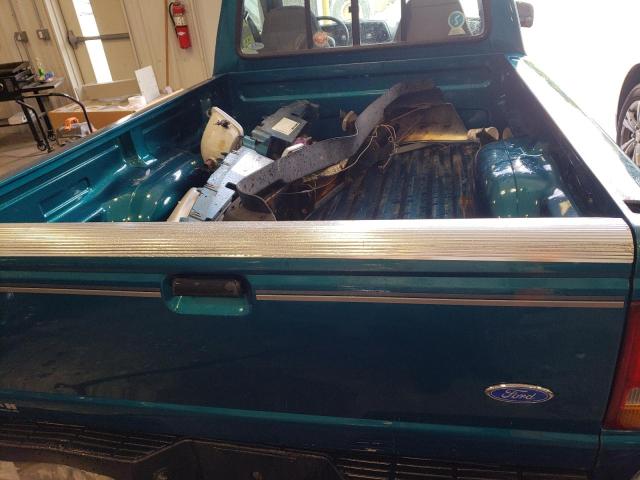 Photo 6 from auction – 1994 FORD RANGER with VIN 1FTCR10U4RPB36356