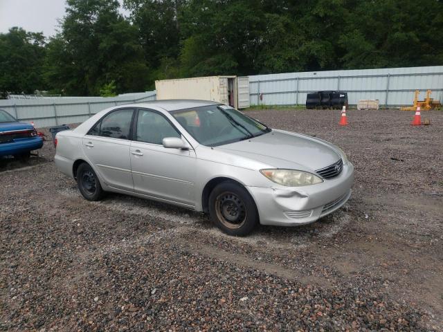 Photo 9 from auction – 2006 TOYOTA CAMRY LE with VIN 4T1BE32K16U698335