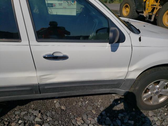 Photo 9 from auction – 2005 FORD ESCAPE XLT with VIN 1FMYU93125KB61313