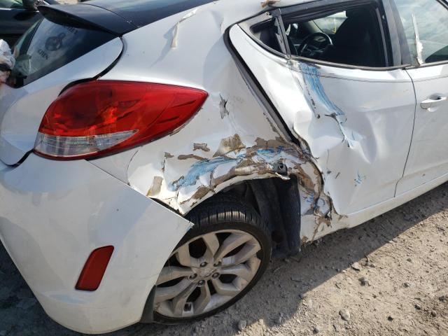 Photo 9 from auction – 2015 HYUNDAI VELOSTER with VIN KMHTC6AD2FU238180