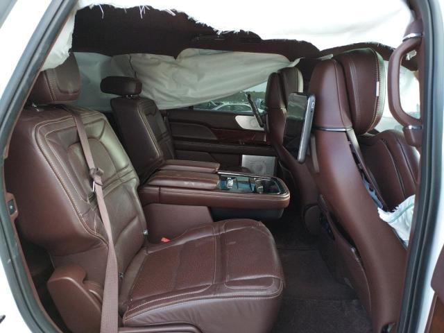 Photo 6 from auction – 2018 LINCOLN NAVIGATOR with VIN 5LMJJ2TT9JEL15606