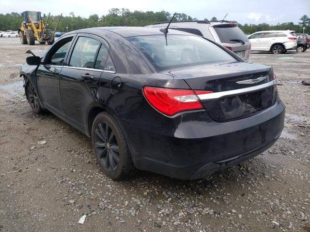 Photo 3 from auction – 2013 CHRYSLER 200 TOURIN with VIN 1C3CCBBG2DN720195