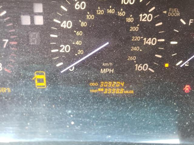 Photo 8 from auction – 2005 LEXUS LS 430 with VIN JTHBN36F955012714