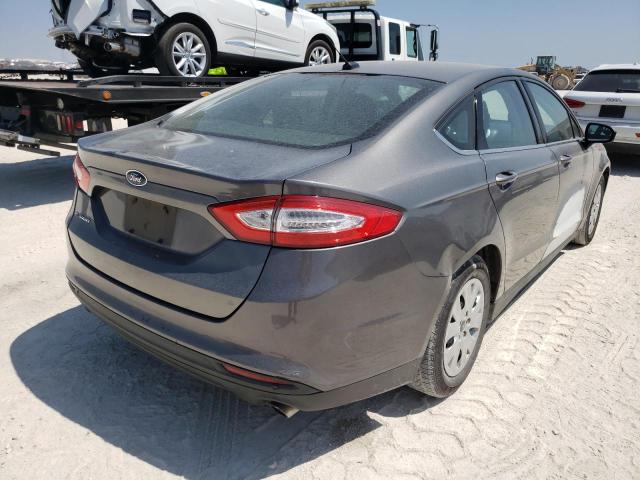 Photo 4 from auction – 2013 FORD FUSION S with VIN 3FA6P0G7XDR385314