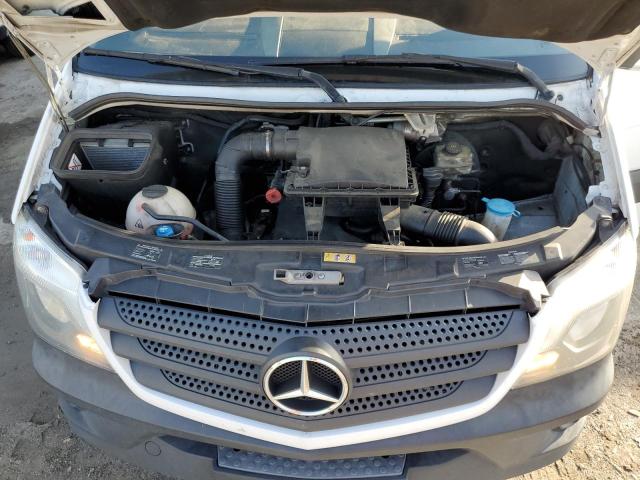Photo 7 from auction – 2015 MERCEDES-BENZ SPRINTER 2 with VIN WD3PE8DC9FP117315