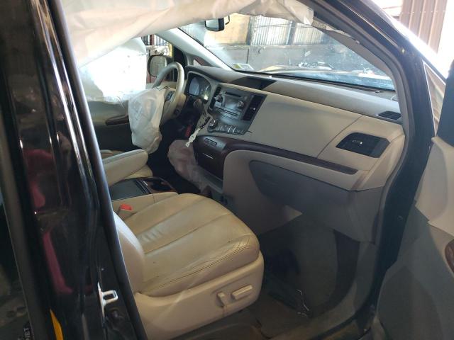 Photo 5 from auction – 2012 TOYOTA SIENNA XLE with VIN 5TDYK3DCXCS276805