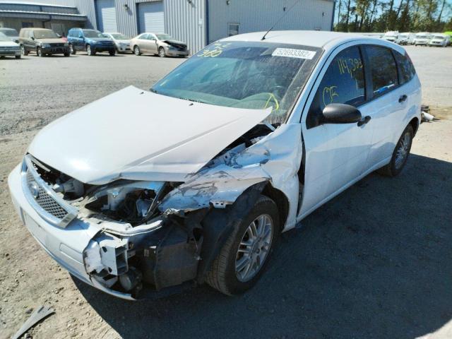 Photo 2 from auction – 2005 FORD FOCUS ZX5 with VIN 3FAFP37NX5R106932