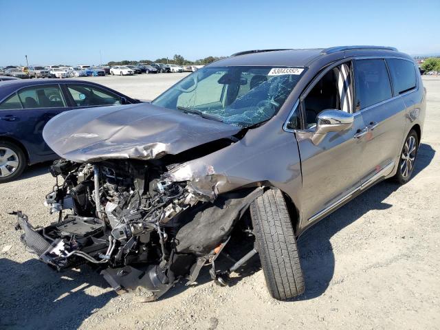 Photo 2 from auction – 2017 CHRYSLER PACIFICA L with VIN 2C4RC1GG5HR835732