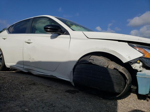 Photo 9 from auction – 2019 NISSAN ALTIMA SR with VIN 1N4BL4CV0KN323412
