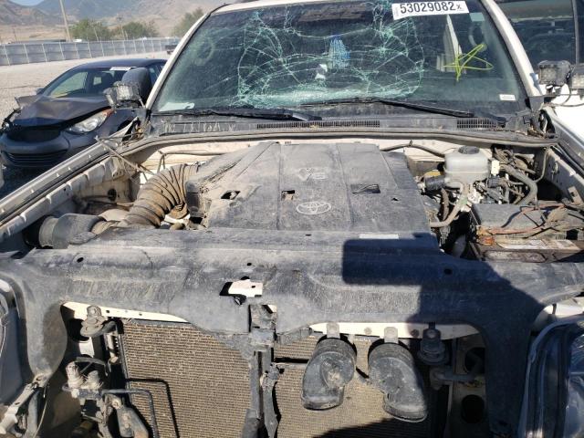 Photo 7 from auction – 2005 TOYOTA 4RUNNER SR with VIN JTEBU14R350071594