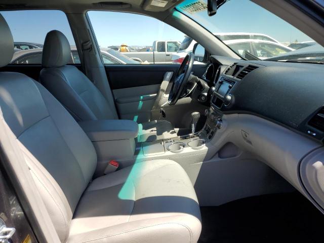 Photo 5 from auction – 2013 TOYOTA HIGHLANDER with VIN 5TDBK3EH5DS258195