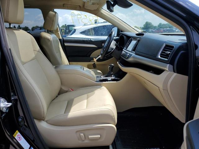 Photo 5 from auction – 2017 TOYOTA HIGHLANDER with VIN 5TDJZRFH4HS373241
