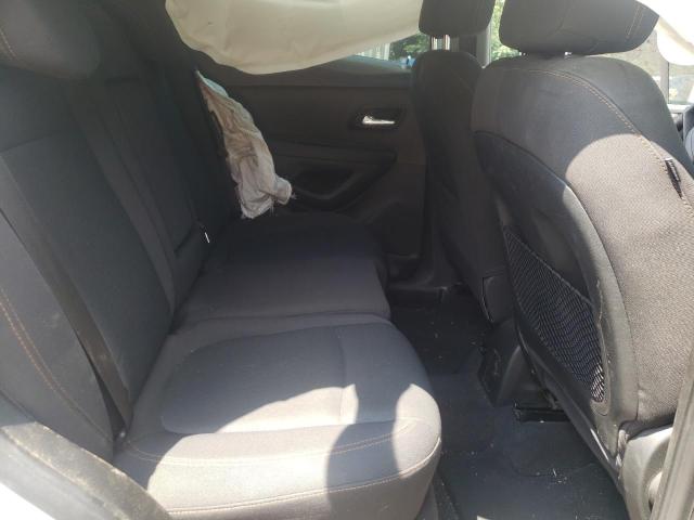 Photo 6 from auction – 2017 CHEVROLET TRAX LS with VIN 3GNCJNSB6HL179852