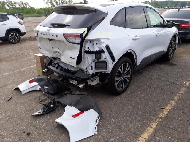 Photo 4 from auction – 2022 FORD ESCAPE SEL with VIN 1FMCU9H97NUA52777