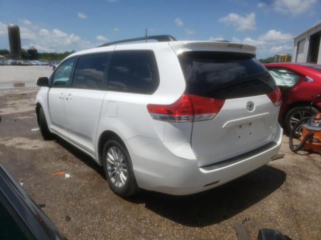 Photo 3 from auction – 2011 TOYOTA SIENNA XLE with VIN 5TDYK3DC6BS093724