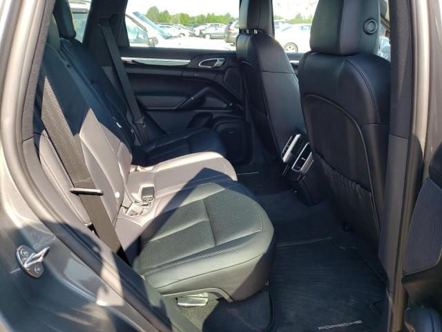 Photo 6 from auction – 2014 PORSCHE CAYENNE with VIN WP1AA2A24ELA96183