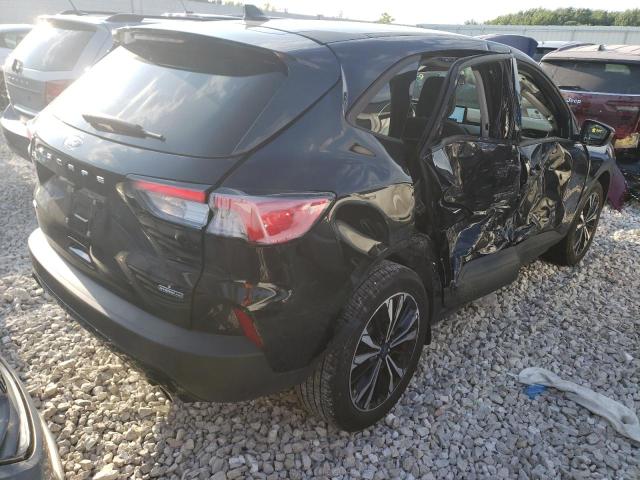 Photo 4 from auction – 2021 FORD ESCAPE SE with VIN 1FMCU9BZ3MUA29388