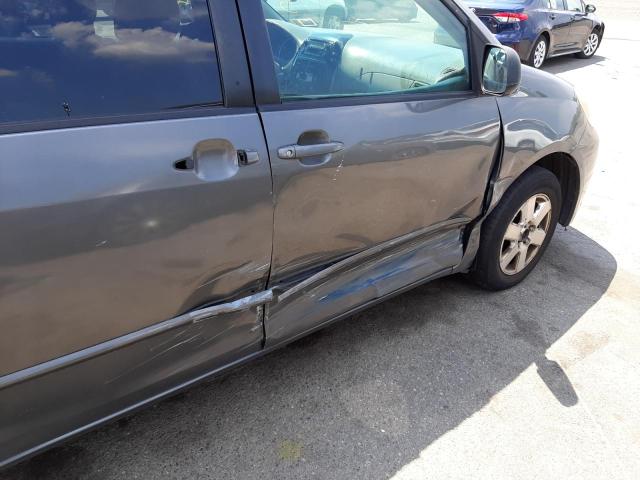 Photo 9 from auction – 2004 TOYOTA SIENNA CE with VIN 5TDZA23C74S157680