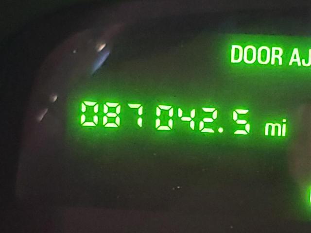 Photo 8 from auction – 2000 LINCOLN TOWN CAR C with VIN 1LNHM83W2YY881525