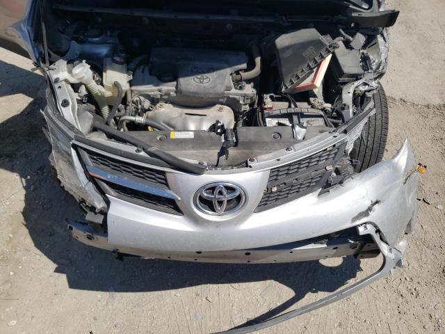 Photo 7 from auction – 2015 TOYOTA RAV4 LE with VIN JTMZFREV4FJ055679