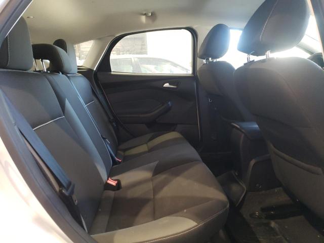 Zdjęcie 6 z aukcji – 2014 FORD FOCUS SE z VIN 1FADP3K25EL265764