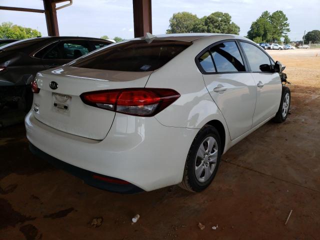 Photo 4 from auction – 2017 KIA FORTE LX with VIN 3KPFK4A77HE130058