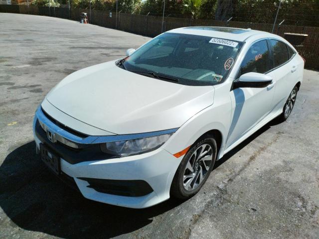 Foto 2 de la subasta – 2017 HONDA CIVIC EX con VIN 2HGFC2F79HH558908