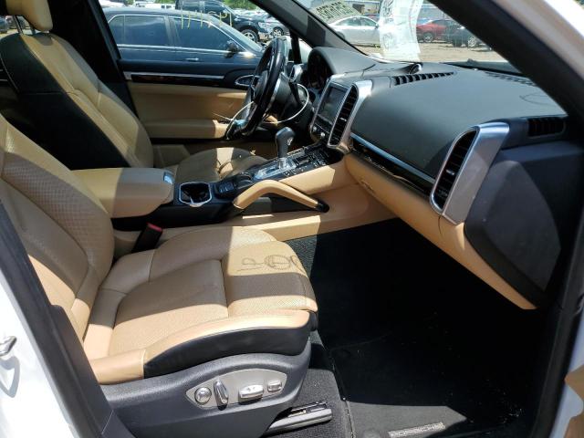 Photo 5 from auction – 2016 PORSCHE CAYENNE with VIN WP1AA2A28GLA06388