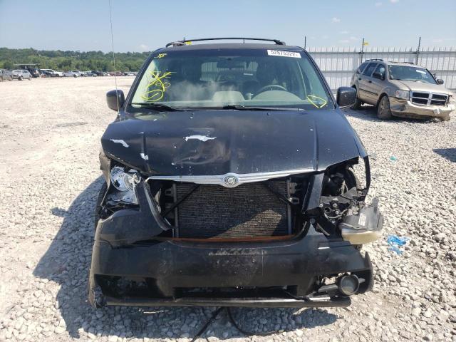 Photo 9 from auction – 2008 CHRYSLER TOWN & COU with VIN 2A8HR54P48R833016