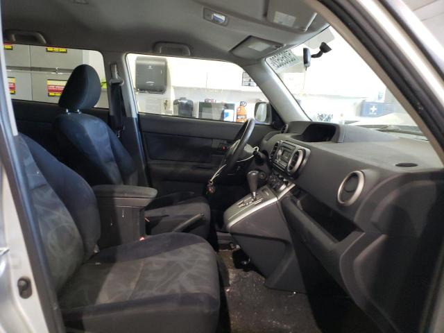 Photo 5 from auction – 2011 TOYOTA SCION XB with VIN JTLZE4FE3B1136675